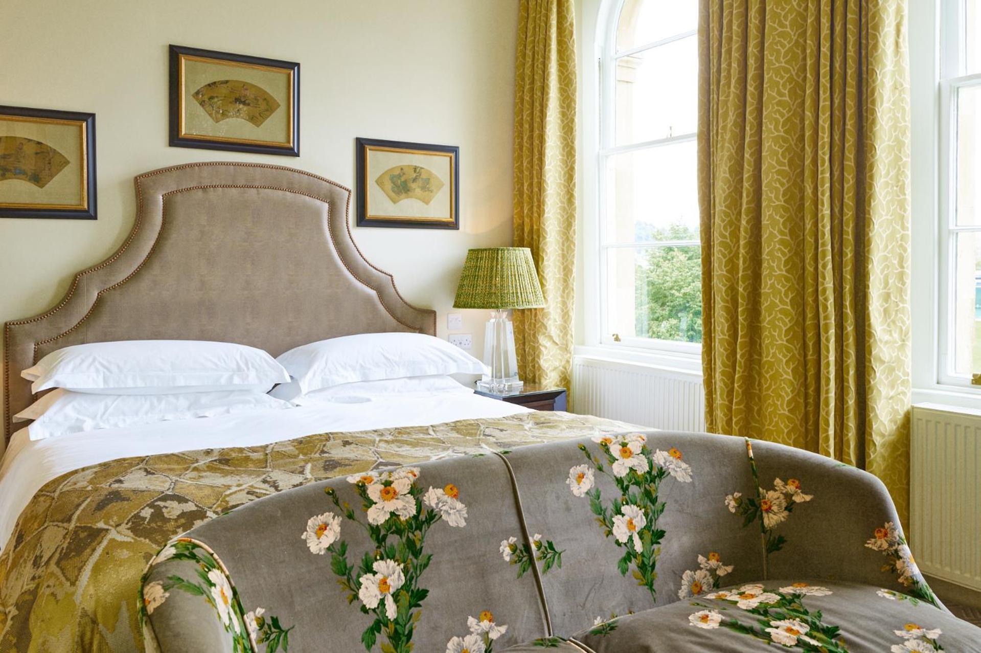 The Bird, 4* Bath
