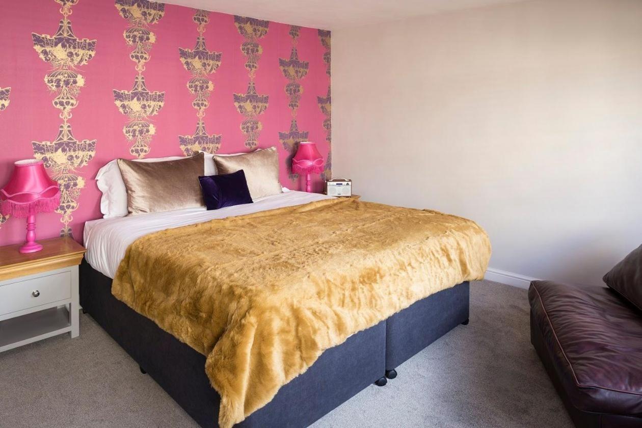 Dream - Queen Street Apartment Bath