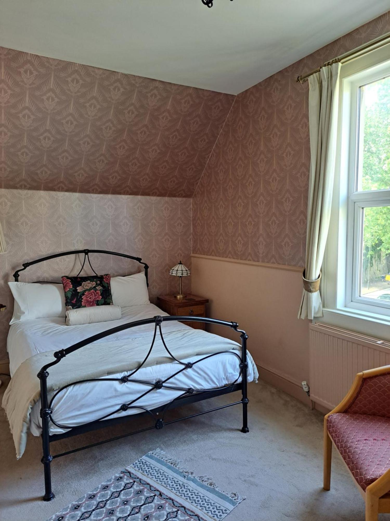 Avon Guest house