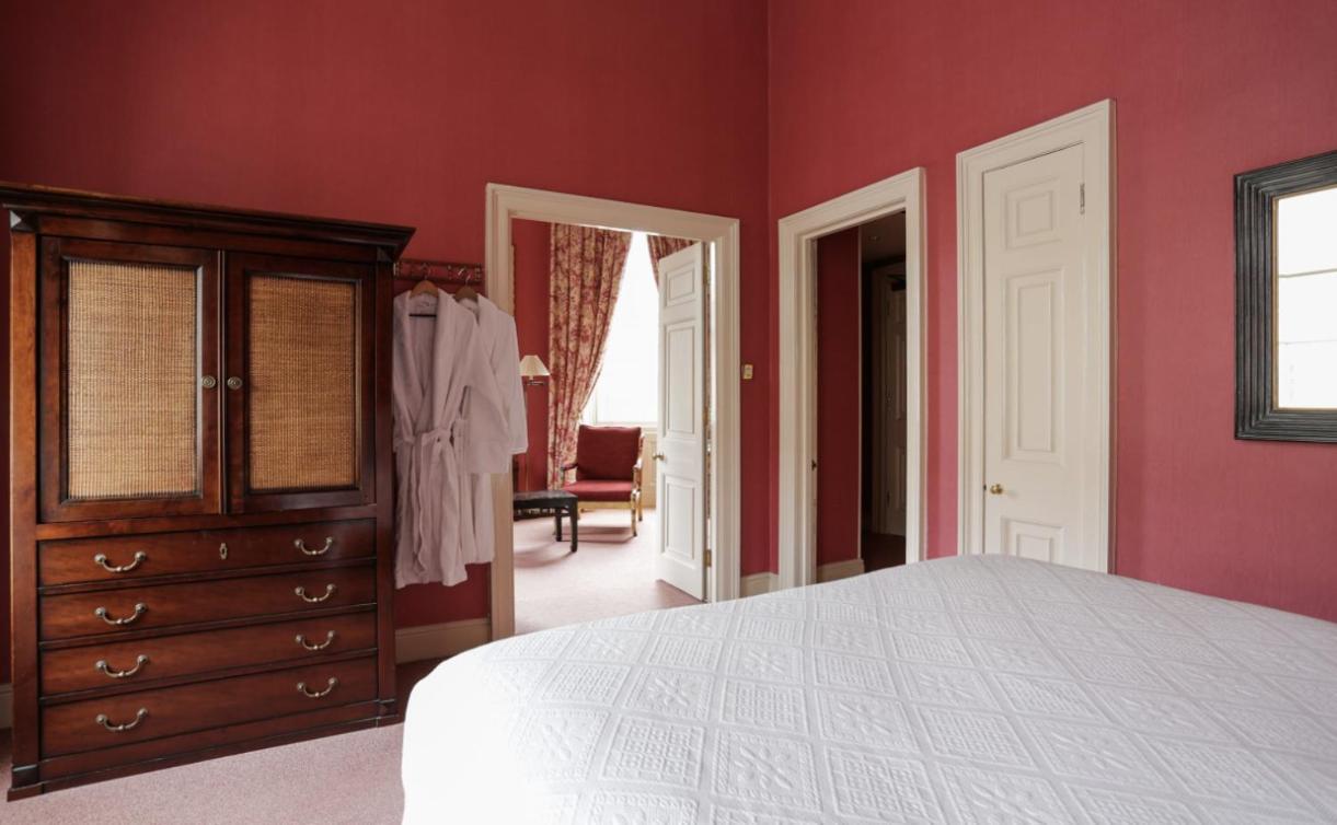 Dukes Guest house 5*