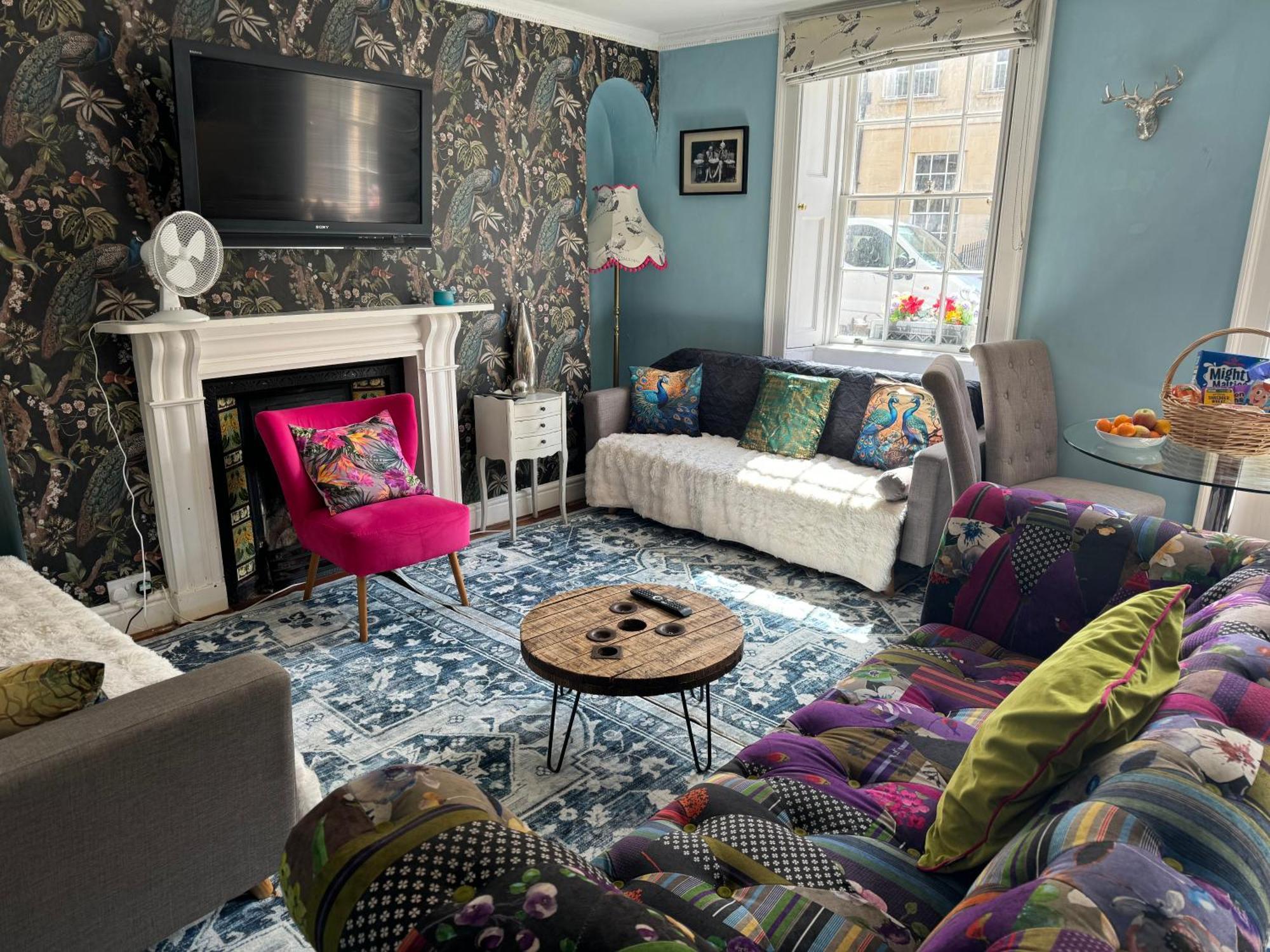 City Centre - Rivers Street, Quiet 2 Bed Ground Floor Georgian Garden Apartment Bed & Breakfast Bath