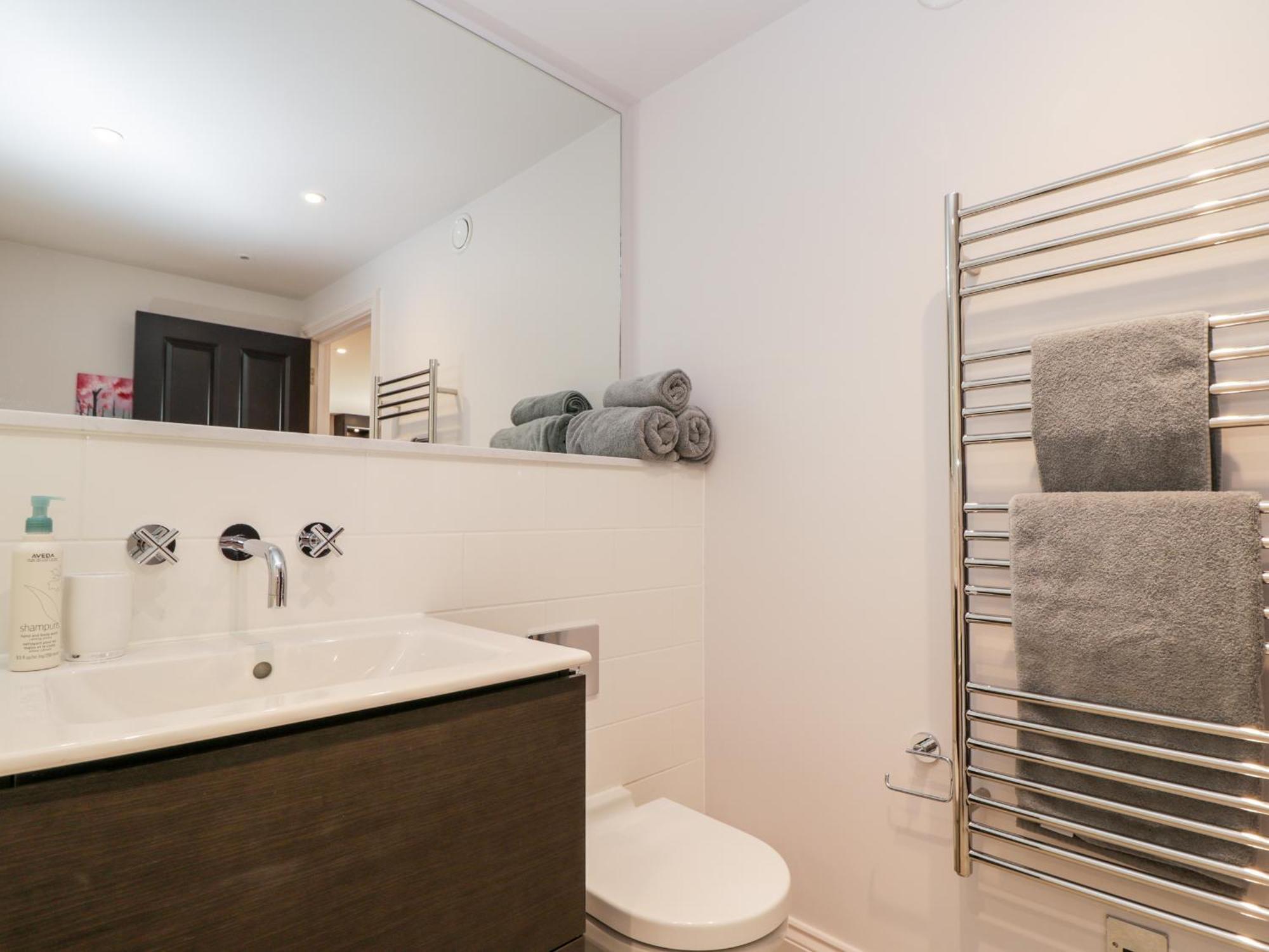 35 Hope Place *