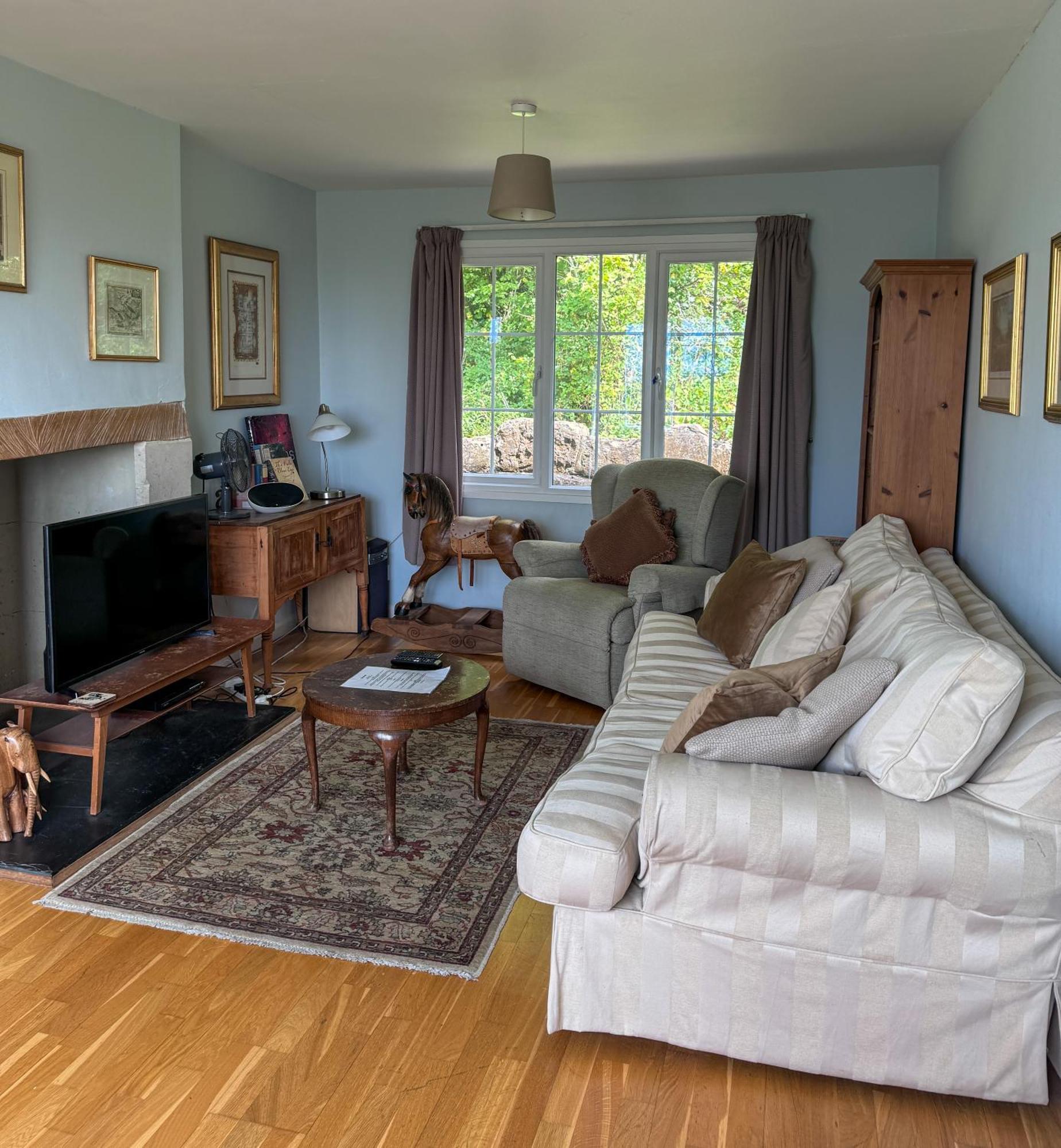 Spacious In Bath, Nature And City!