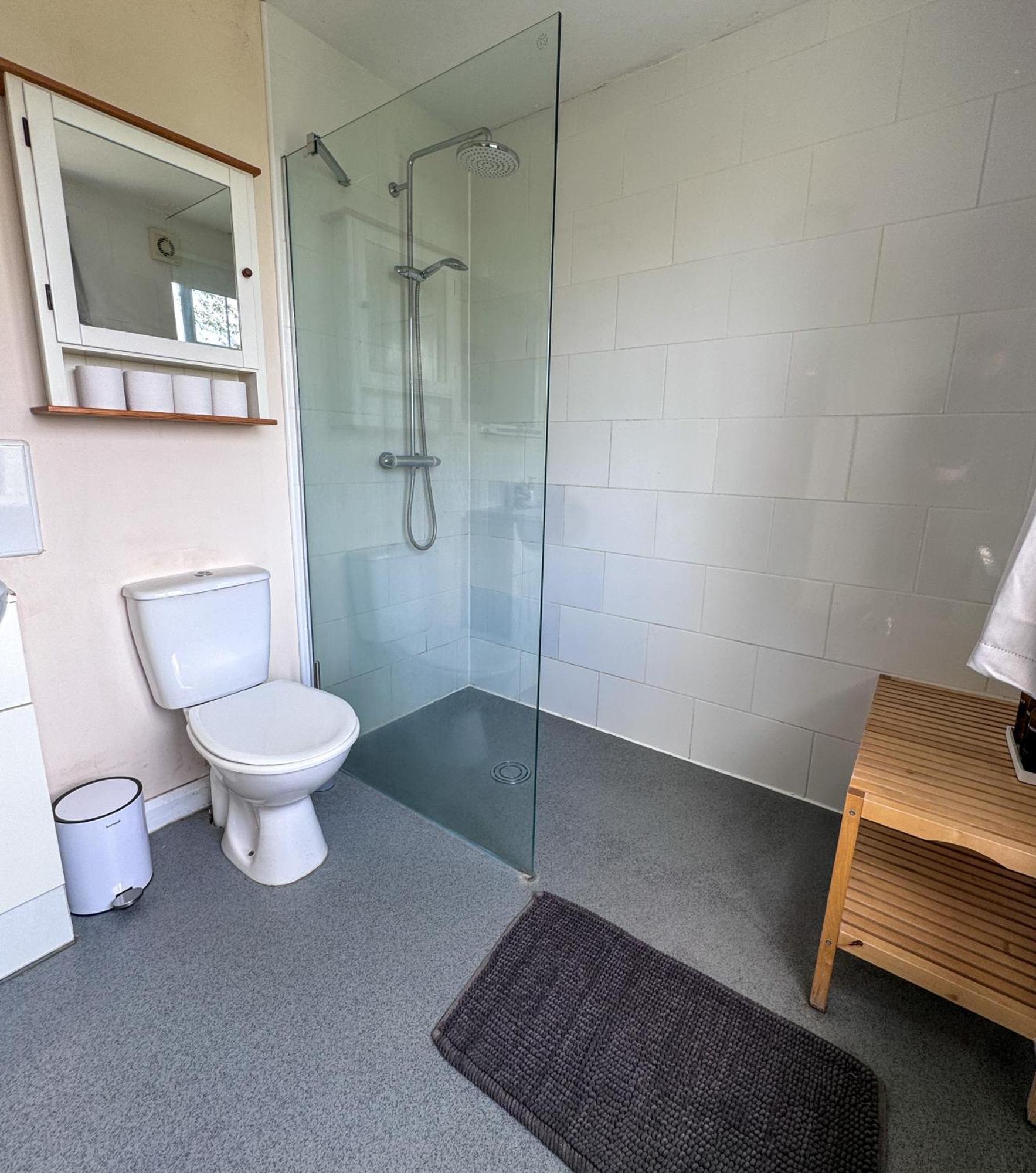 Spacious In Bath, Nature And City! Lodge *