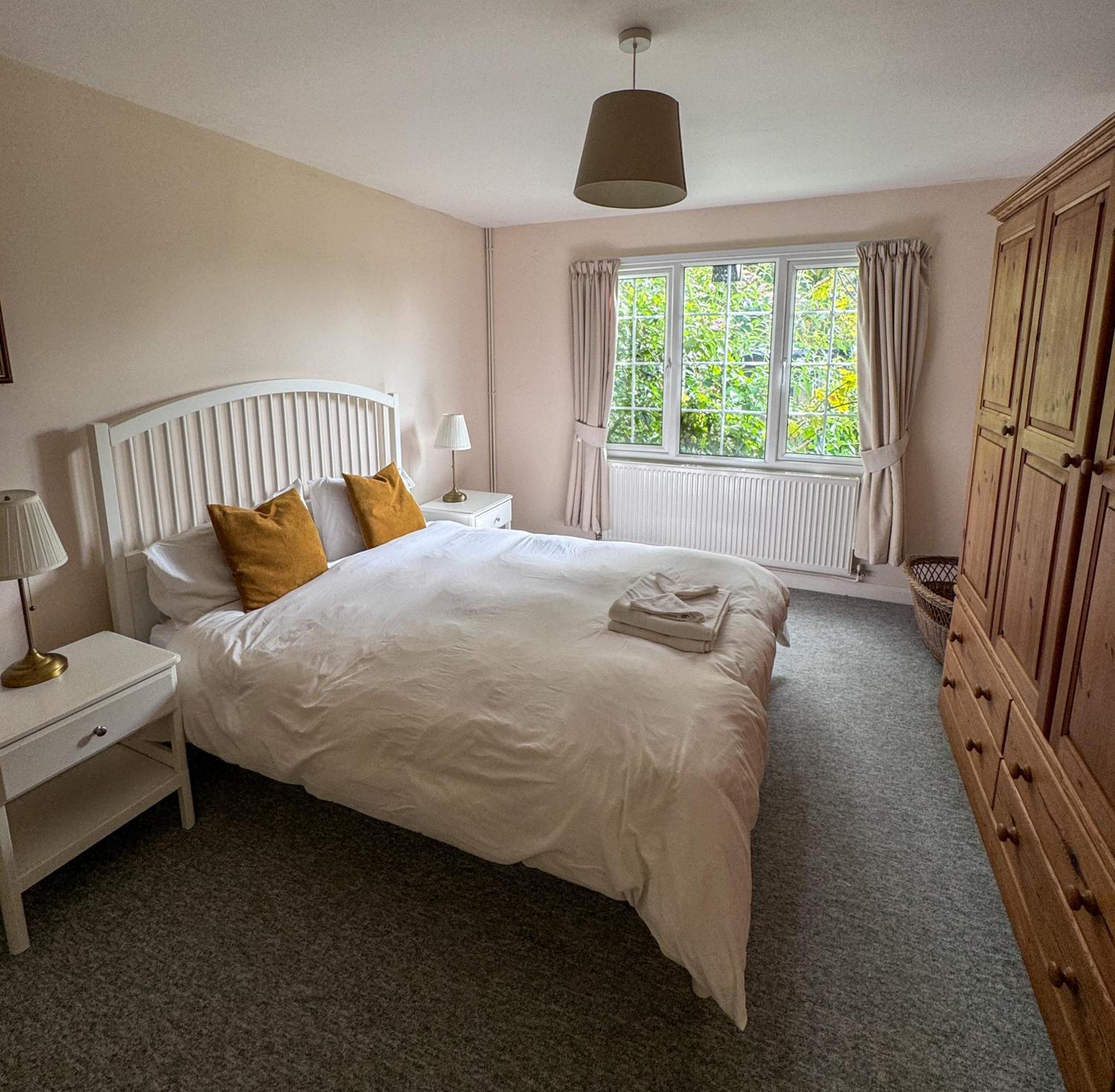 Spacious In Bath, Nature And City! * Bath