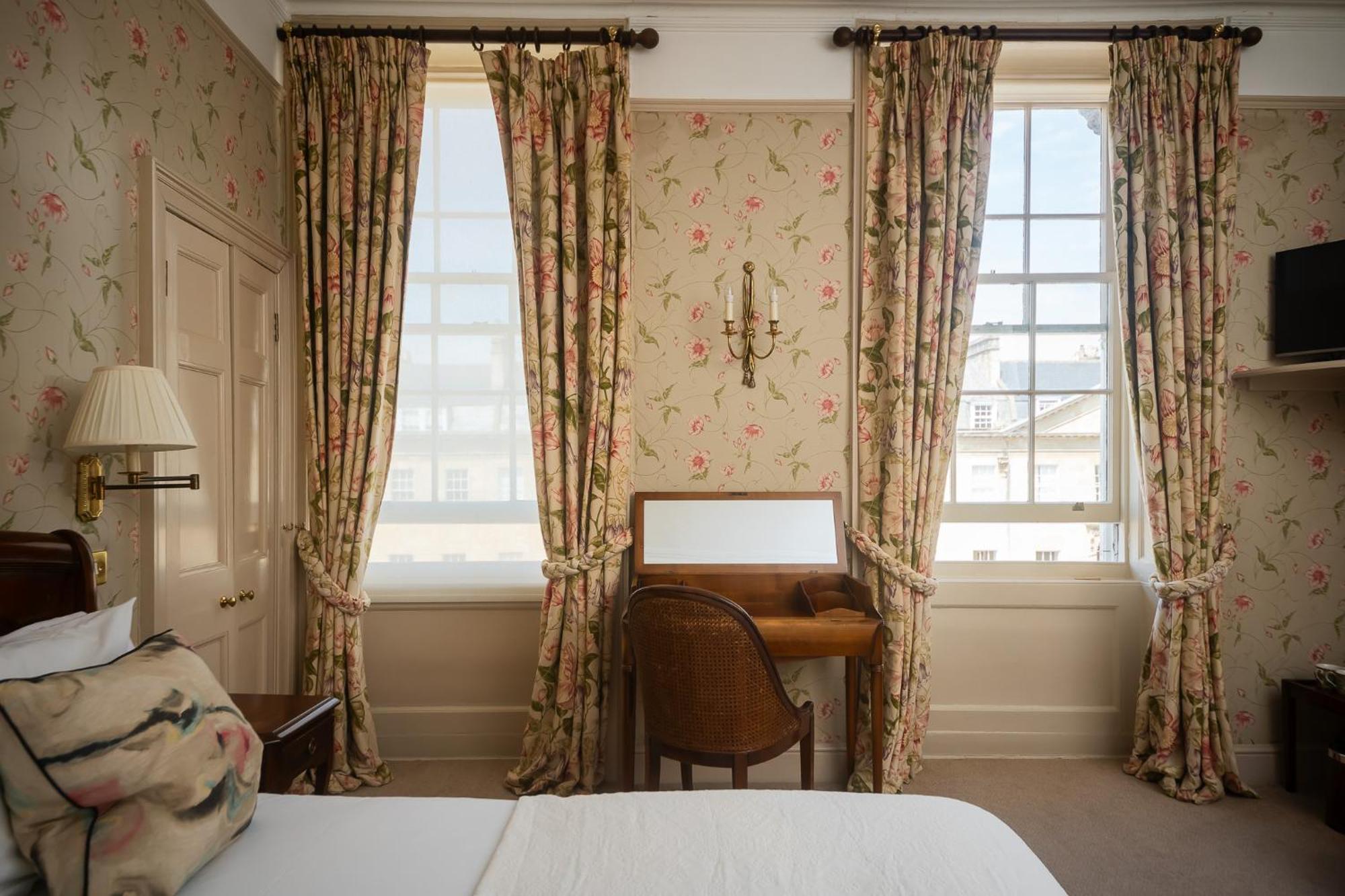 Dukes Guest house Bath