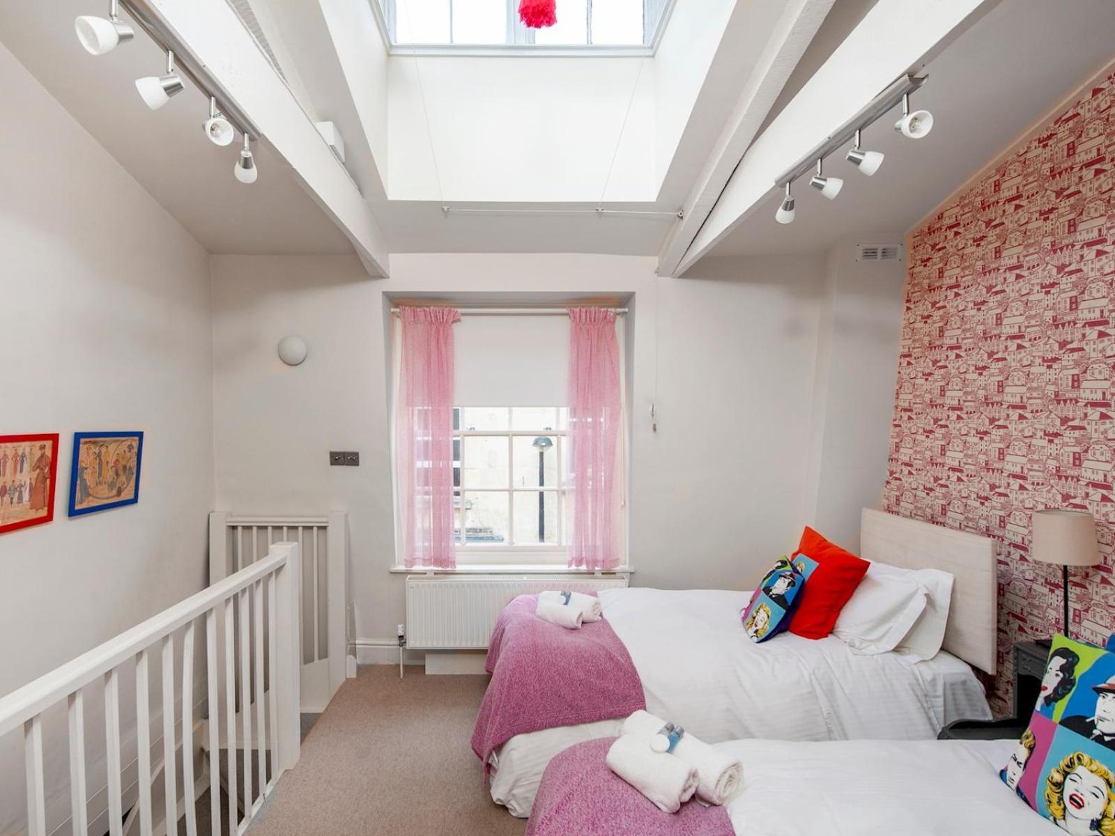 Holiday home Pass The Keys Luxury Centre House *
