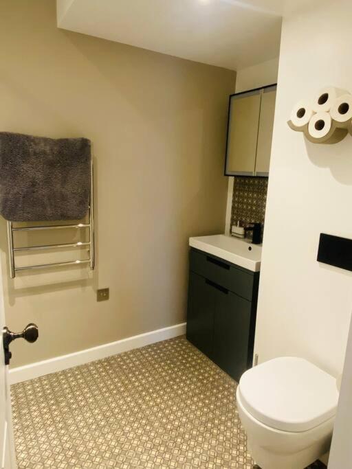 The Sanctuary, Luxury In Apartment Bath