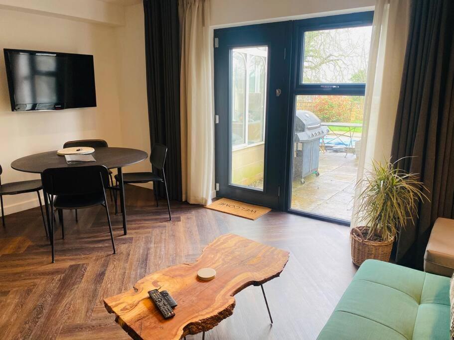 The Sanctuary, Luxury In Apartment