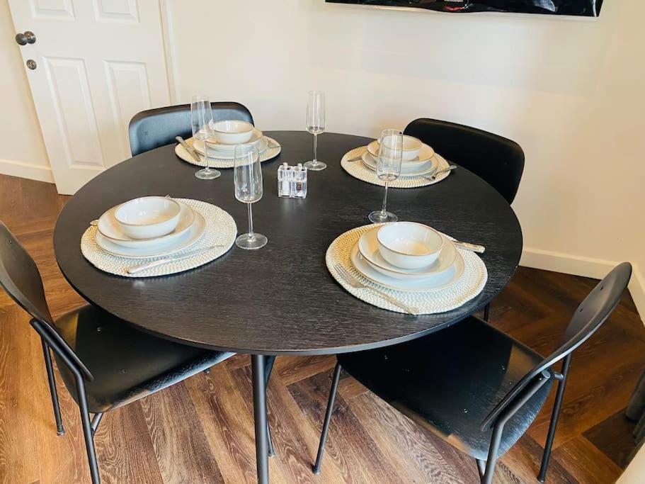 The Sanctuary, Luxury In Bath