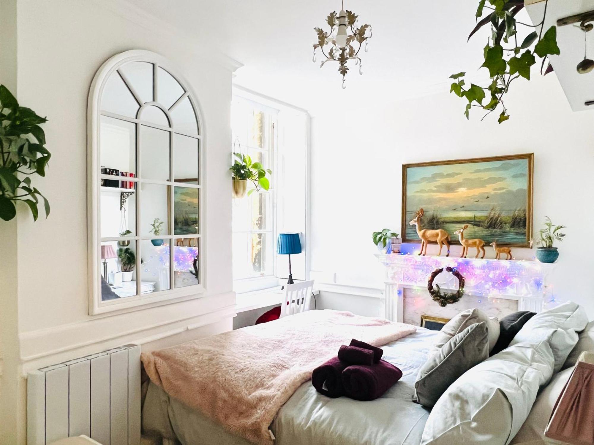 Flat In The Heart Of With Stunning Views