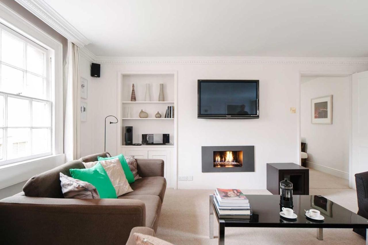 Stylish Three Bedroom In Heart Of Apartment Bath