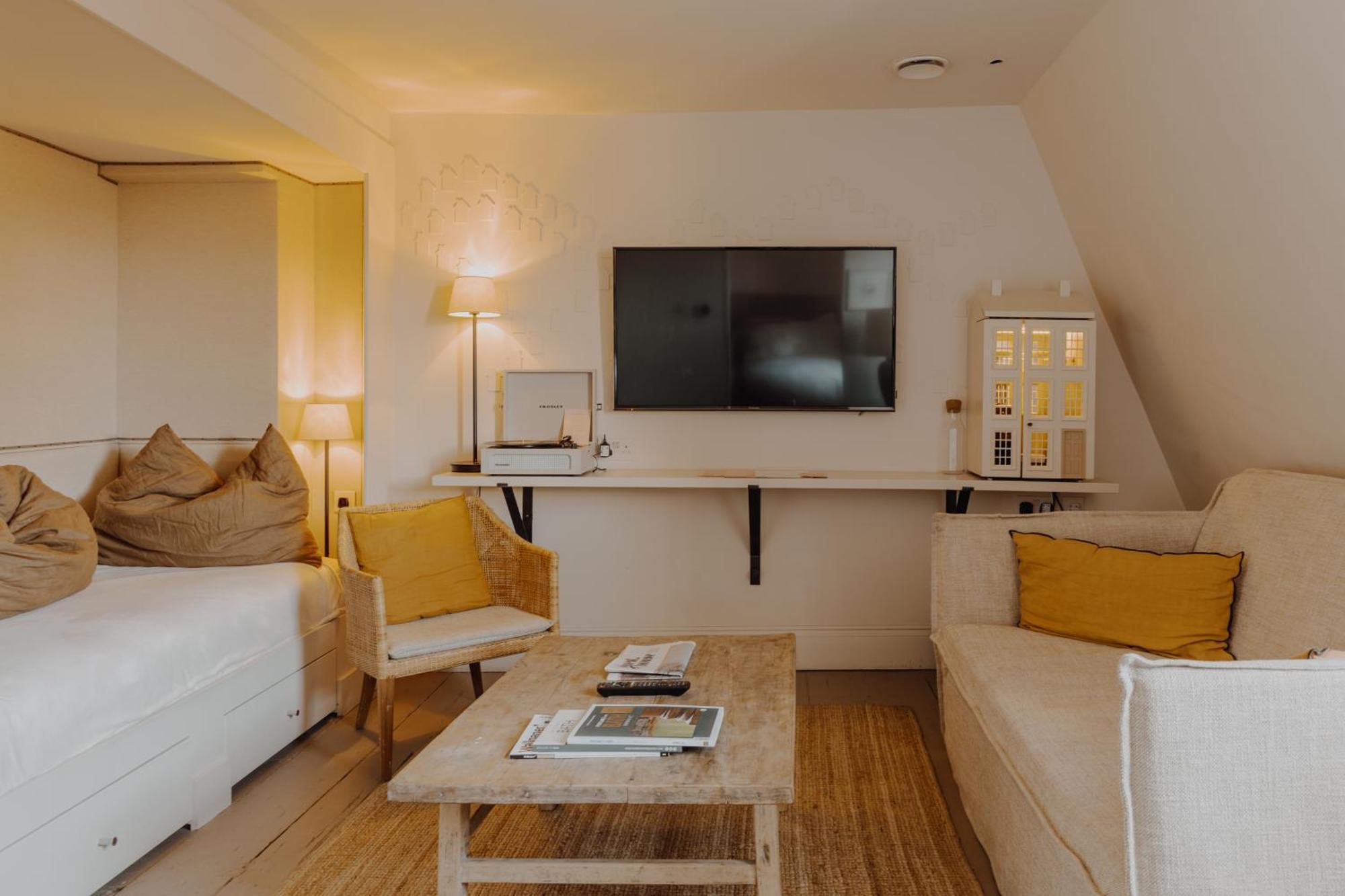 No 15 By Guesthouse, 5*