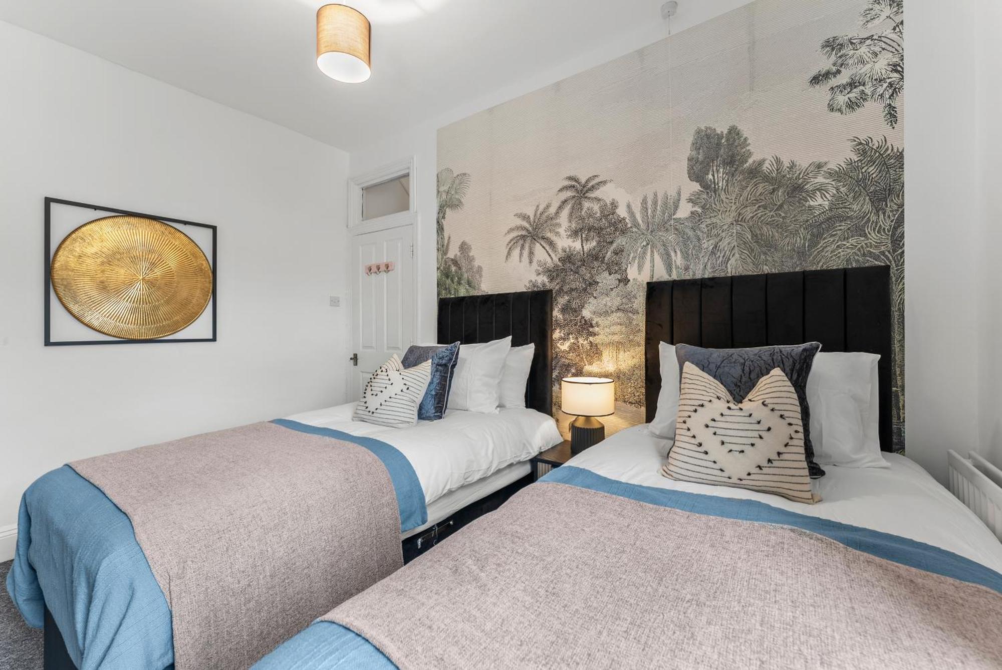 The Artists House In Central Bath - Sleeps 11 Holiday home *