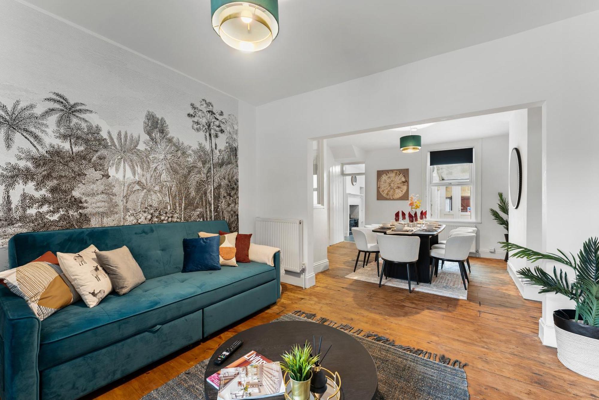 Holiday home The Artists House In Central Bath - Sleeps 11 Bath