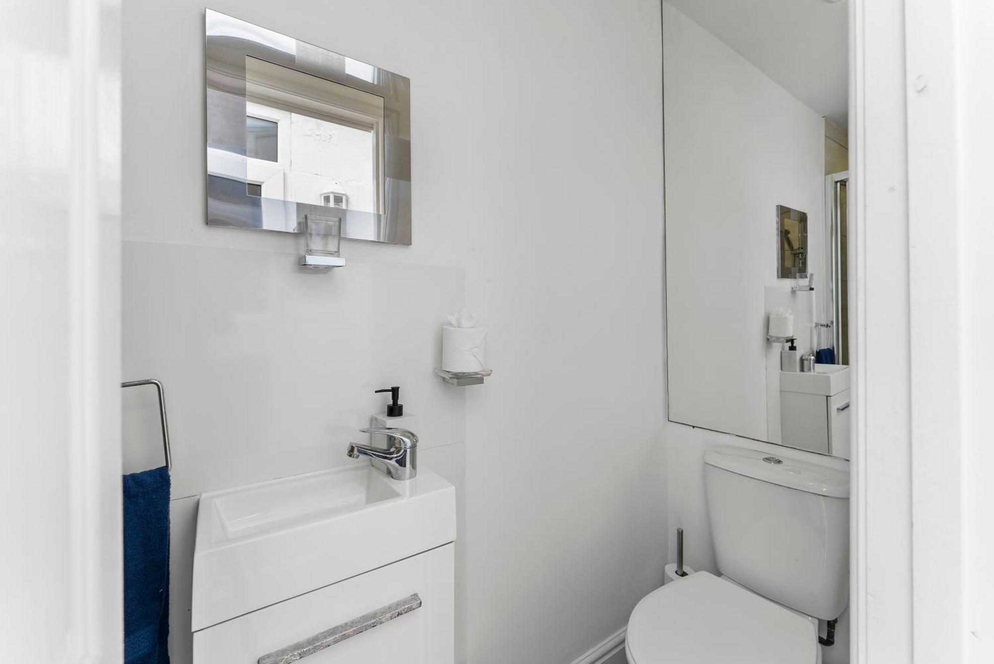 Holiday home The Artists House In Central Bath - Sleeps 11 *