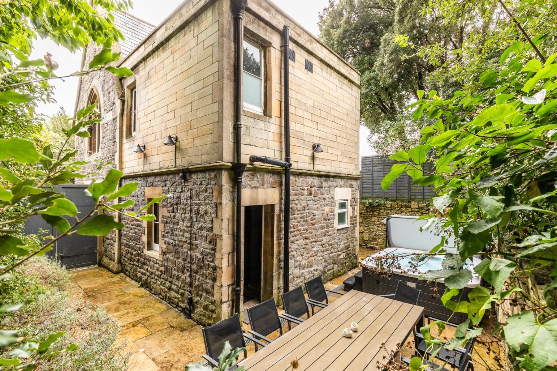Apartment Locksbrook - Hot Tub - Spacious Outdoor Space