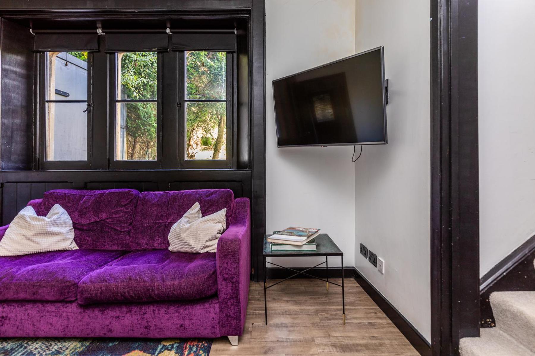 Locksbrook - Hot Tub - Spacious Outdoor Space Apartment
