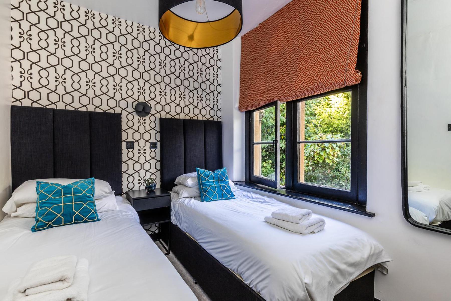 Apartment Locksbrook - Hot Tub - Spacious Outdoor Space