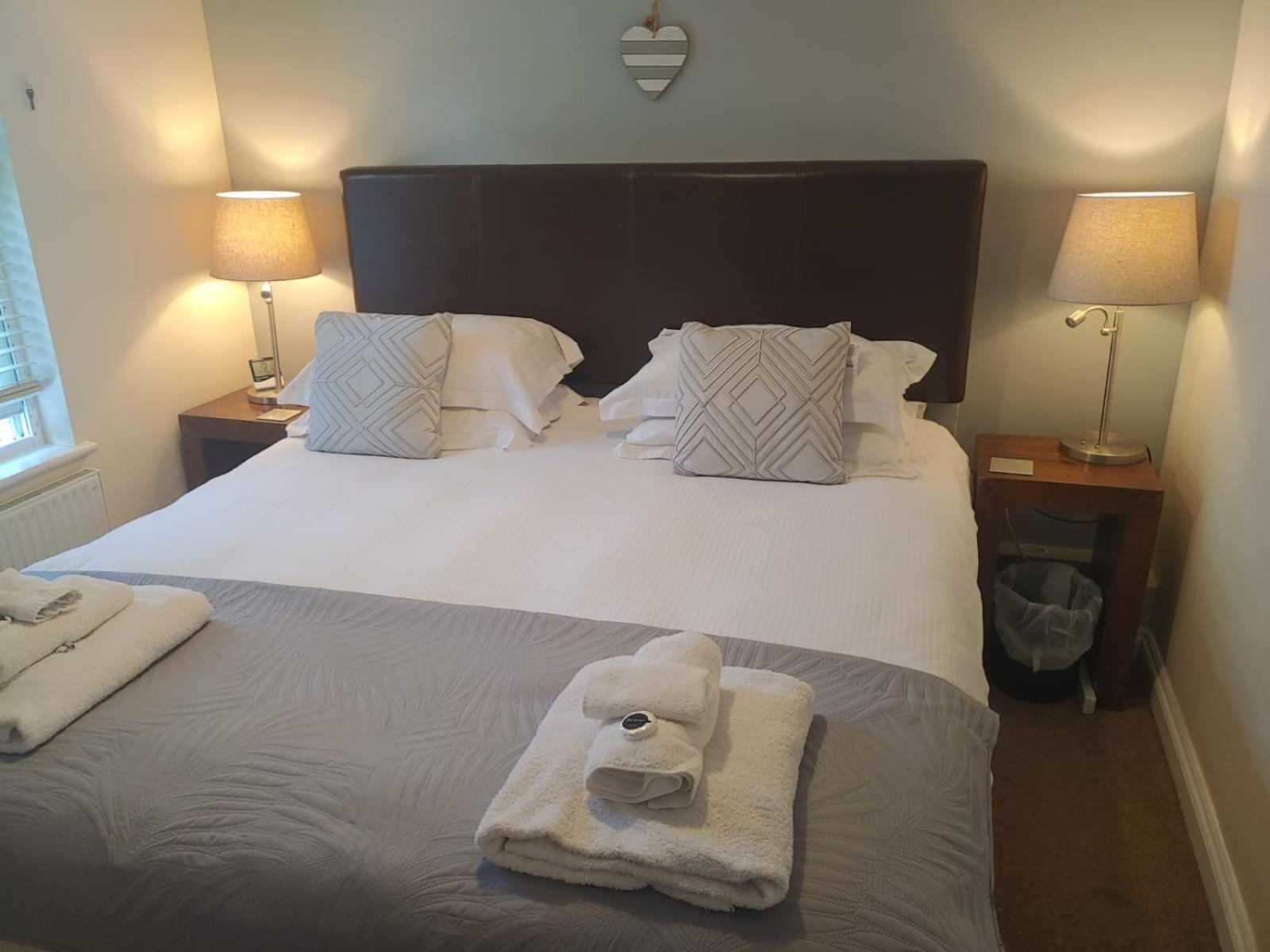 The House - Free 1st Breakfast - Free Parking Bath