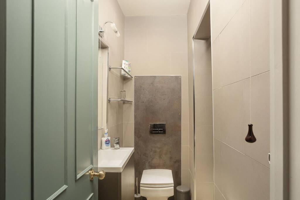 Apartment St - Location