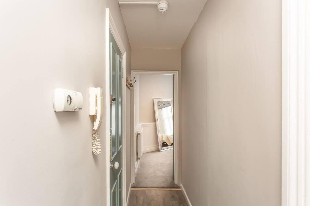 Apartment St - Location