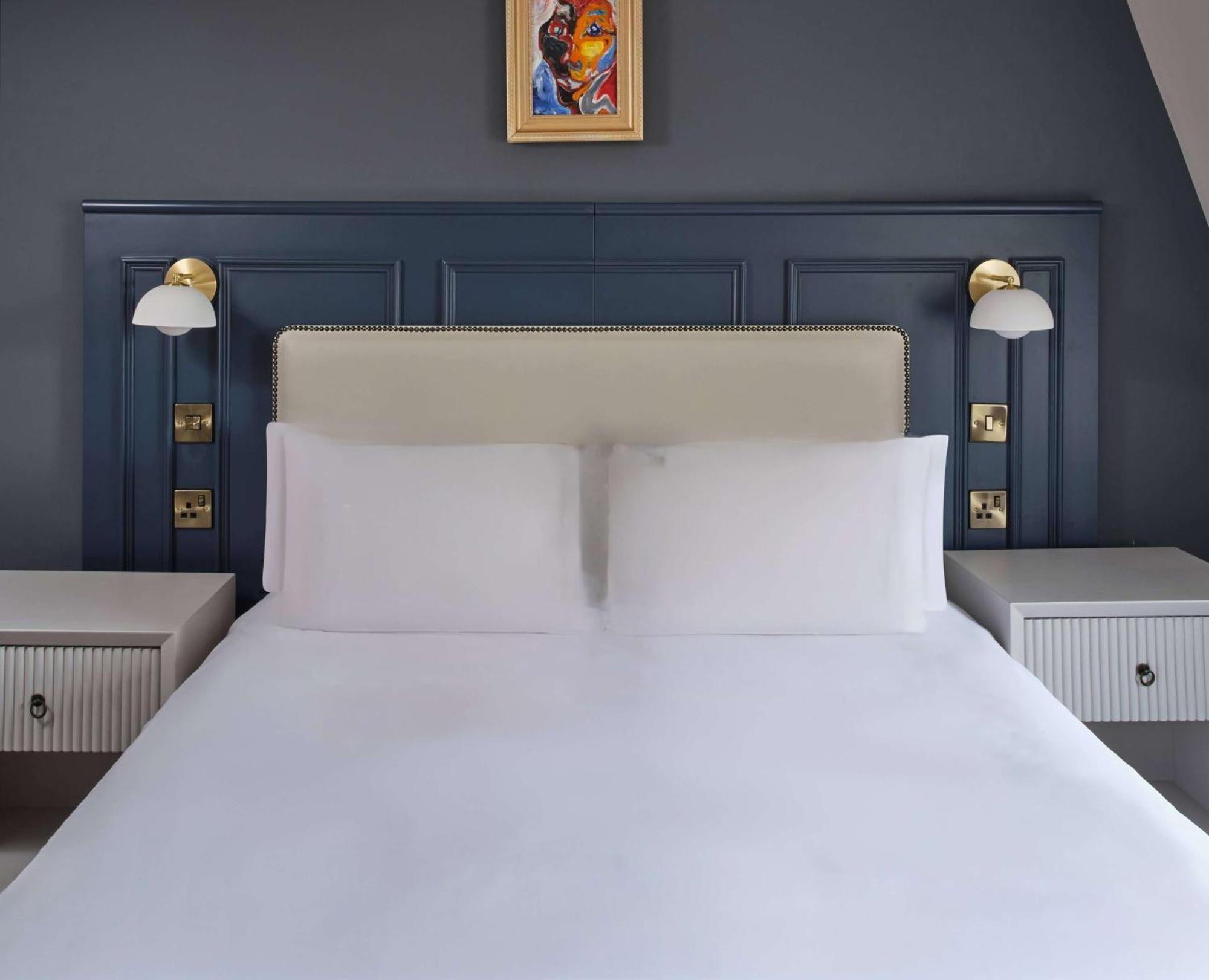 Hotel Henrietta House, A Member Of Radisson Individuals 4*