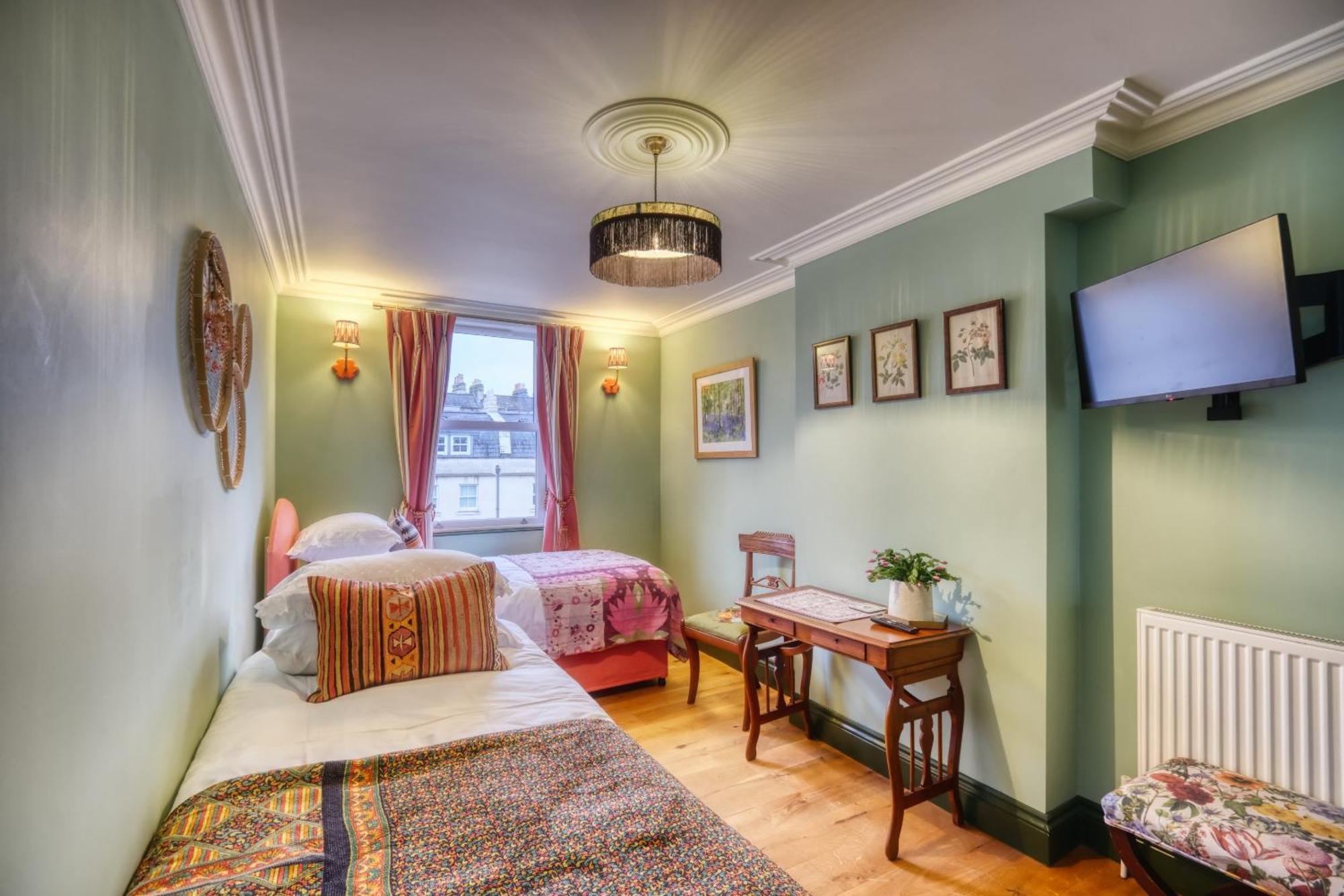 The Bluebell Guest house Bath