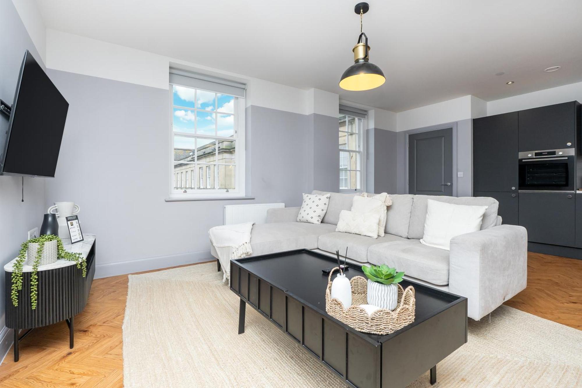 Street Penthouse Apartment