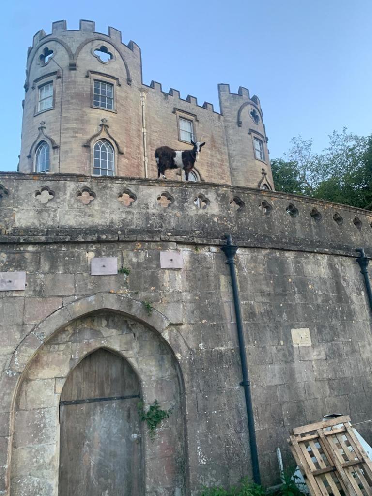 Midford Castle Sport And Wellness *