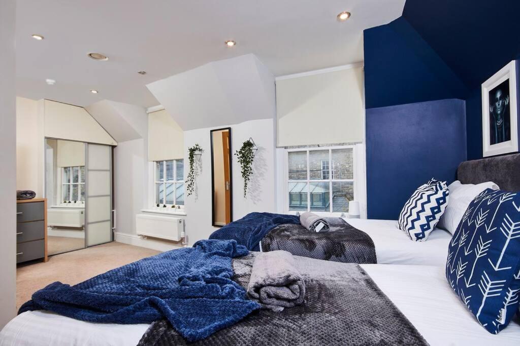 Apartment The Beautiful Gem Of - Sleeps 16 Bath