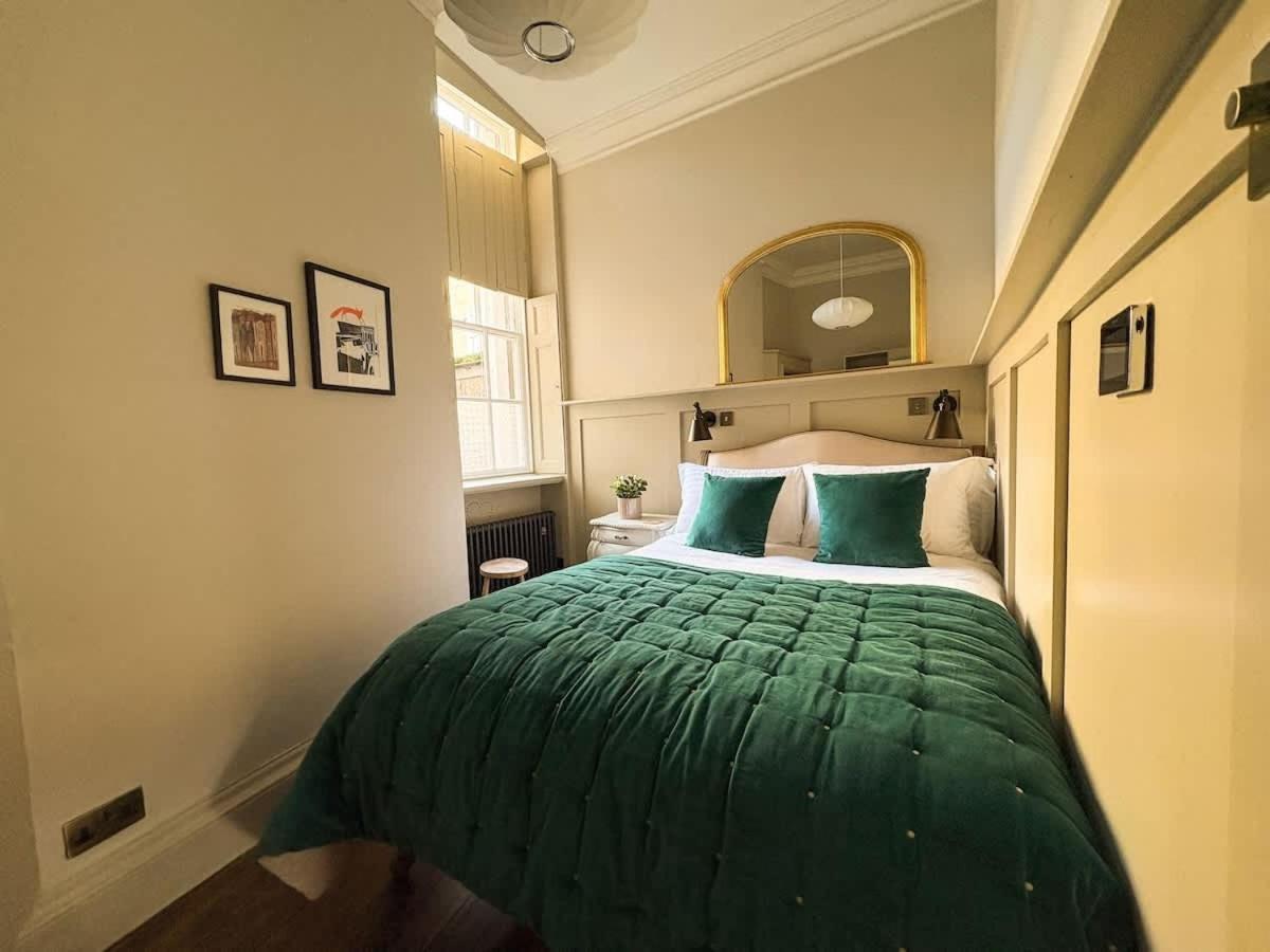 Bijou Beauty - Abbey Apartment *