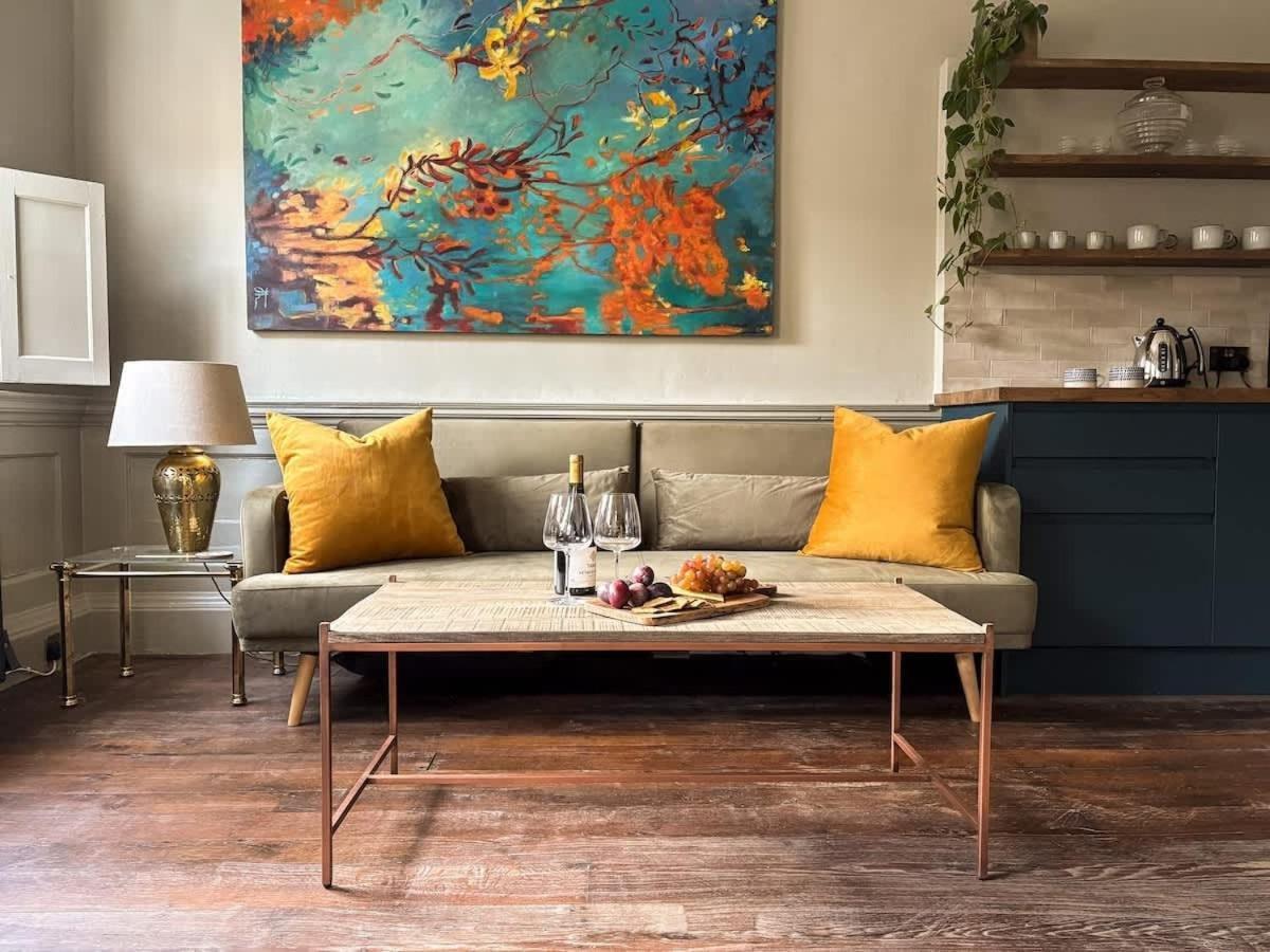 Bijou Beauty - Abbey Apartment