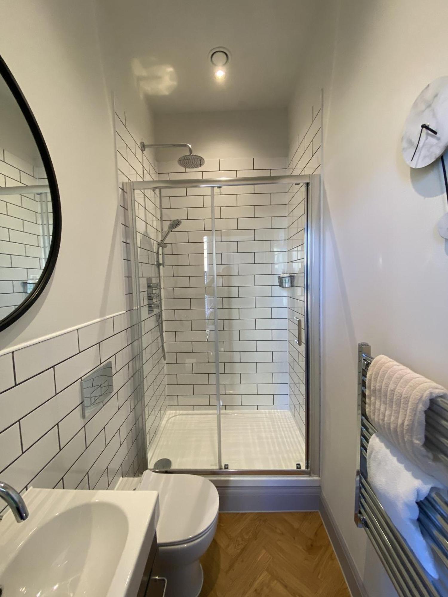 View, Keys Apartment Bath