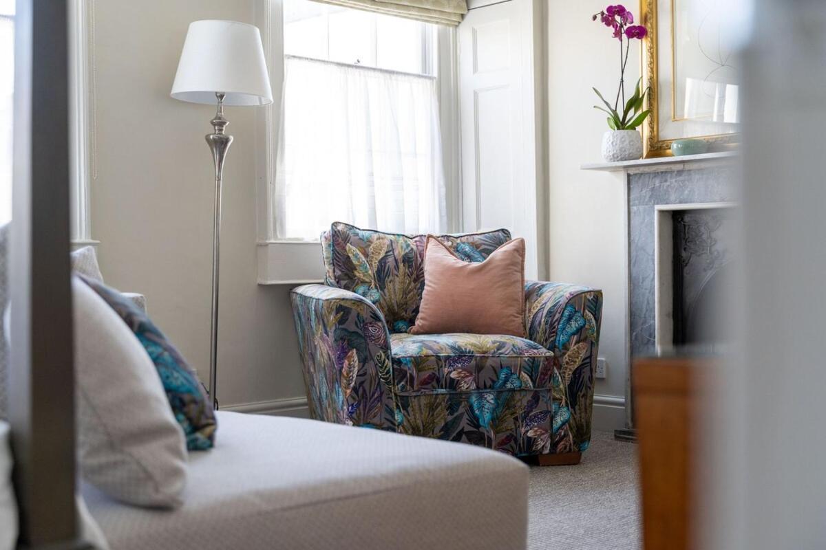 Bespoke Town House * Bath