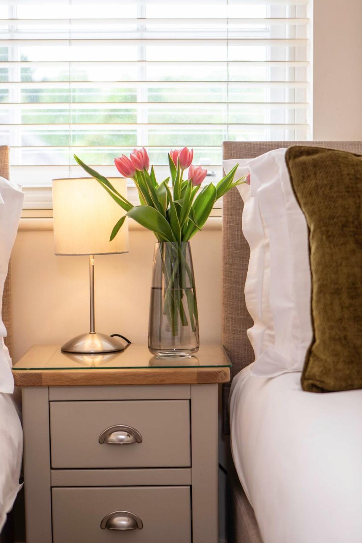 Celebration House - Sleeps 13 - *
