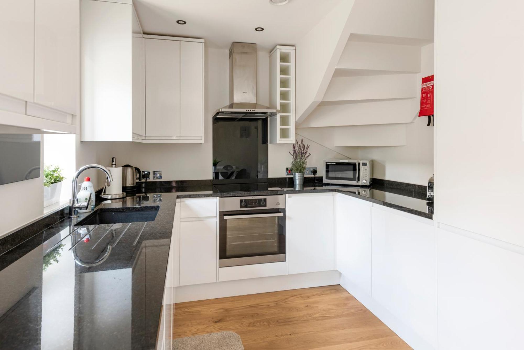 1 Victoria Place * Bath
