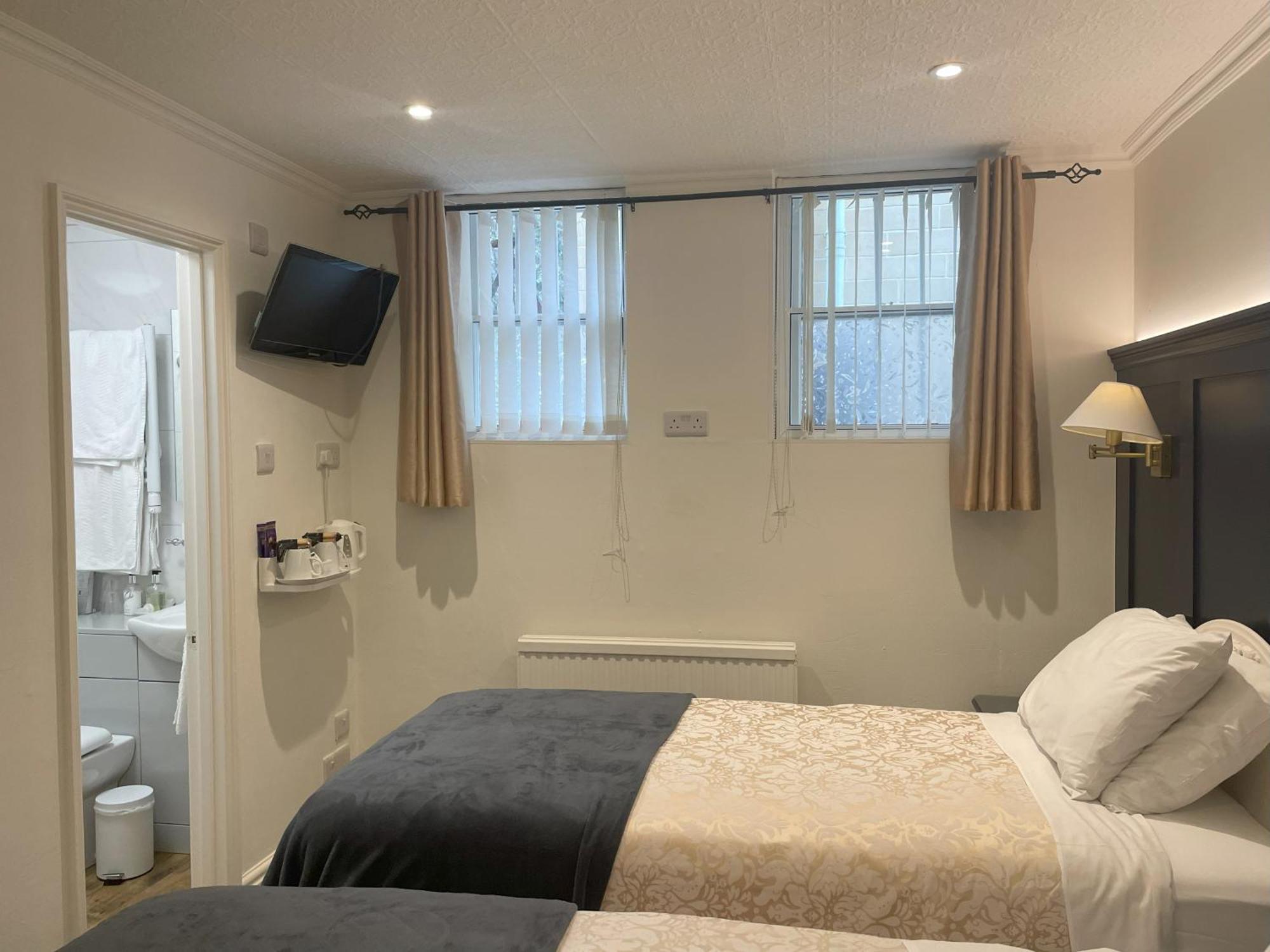 Pulteney House 4*