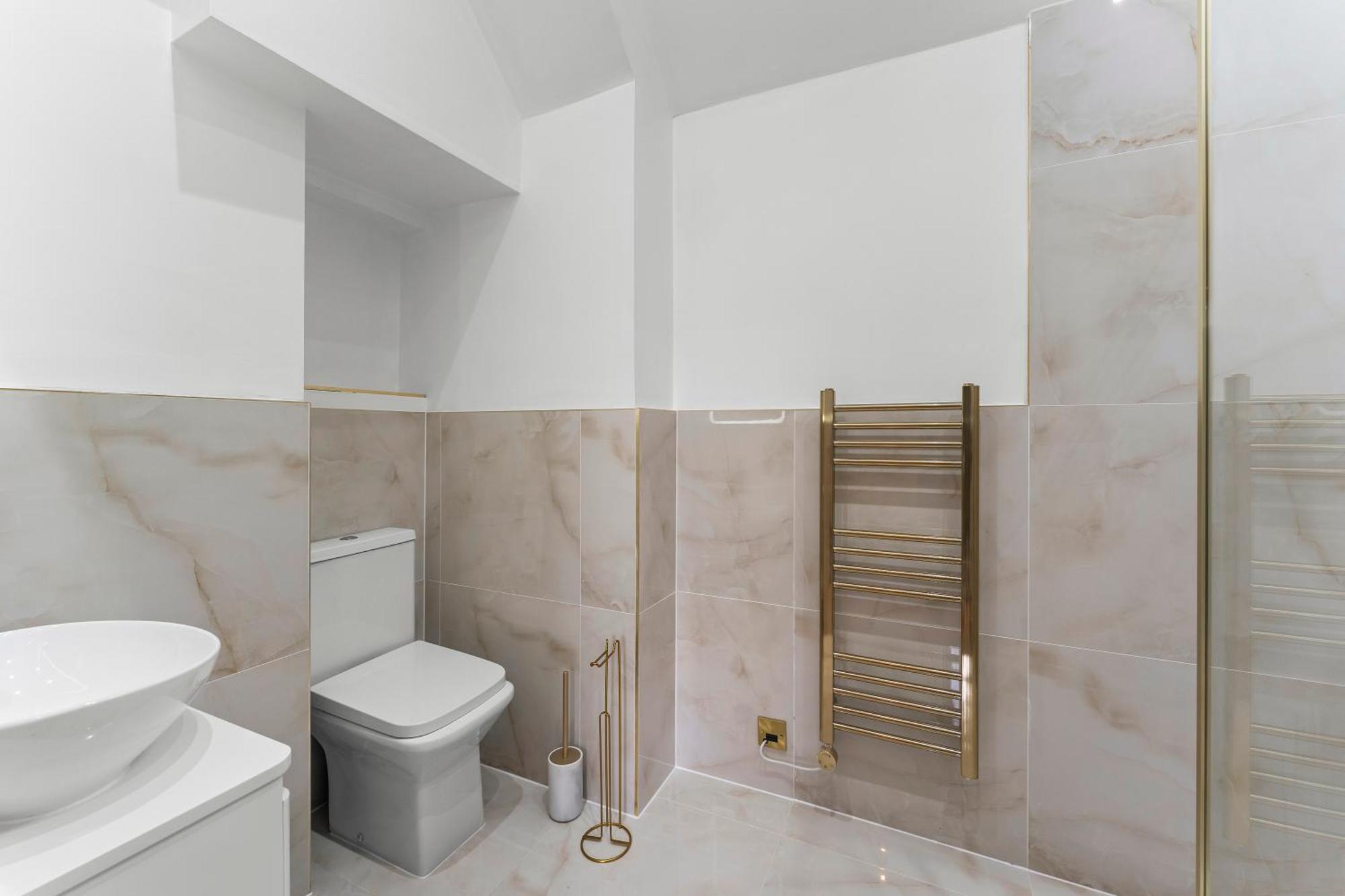 The Gatsby - Luxury 4 Bedroom Abode In Apartment *
