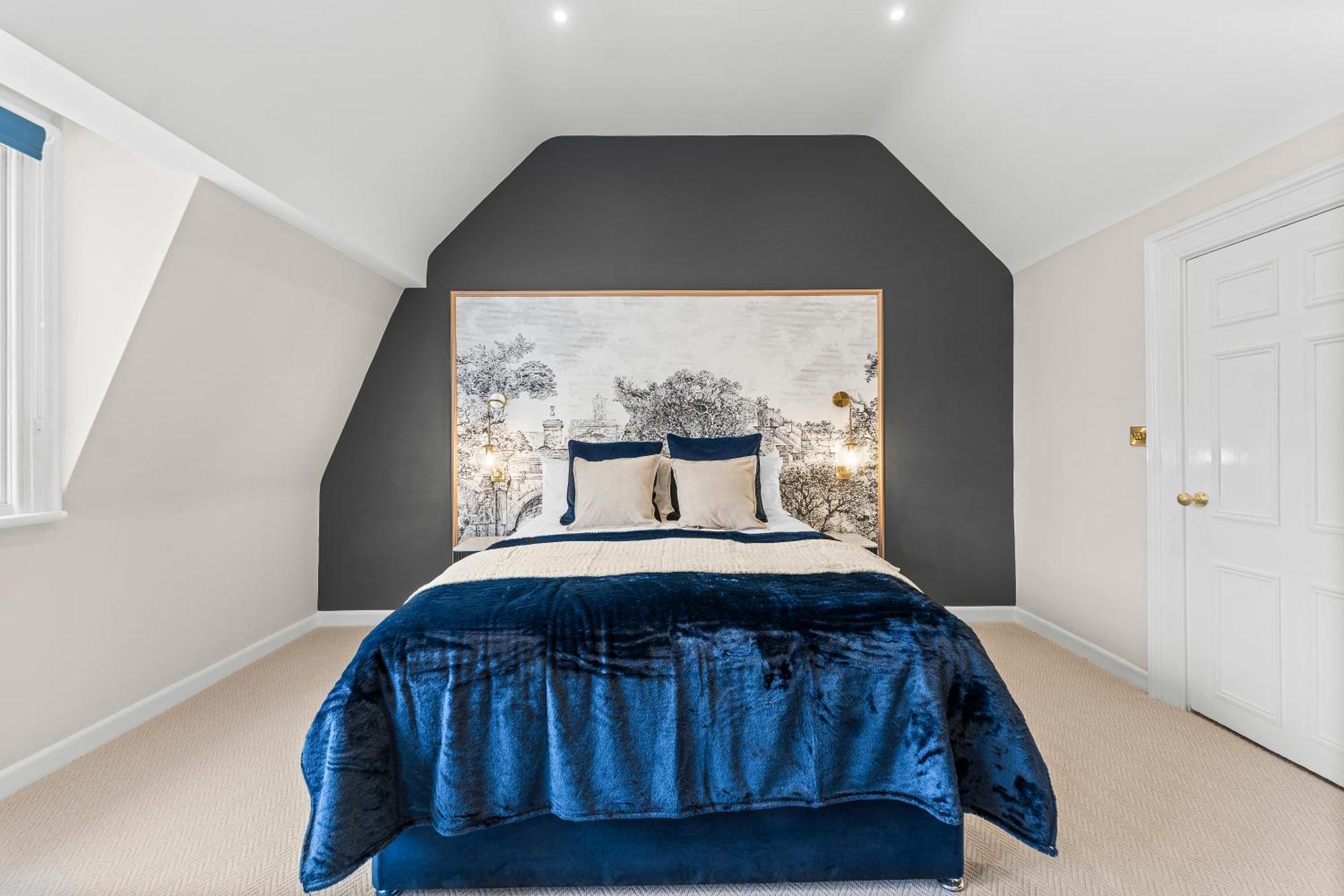 The Gatsby - Luxury 4 Bedroom Abode In Apartment