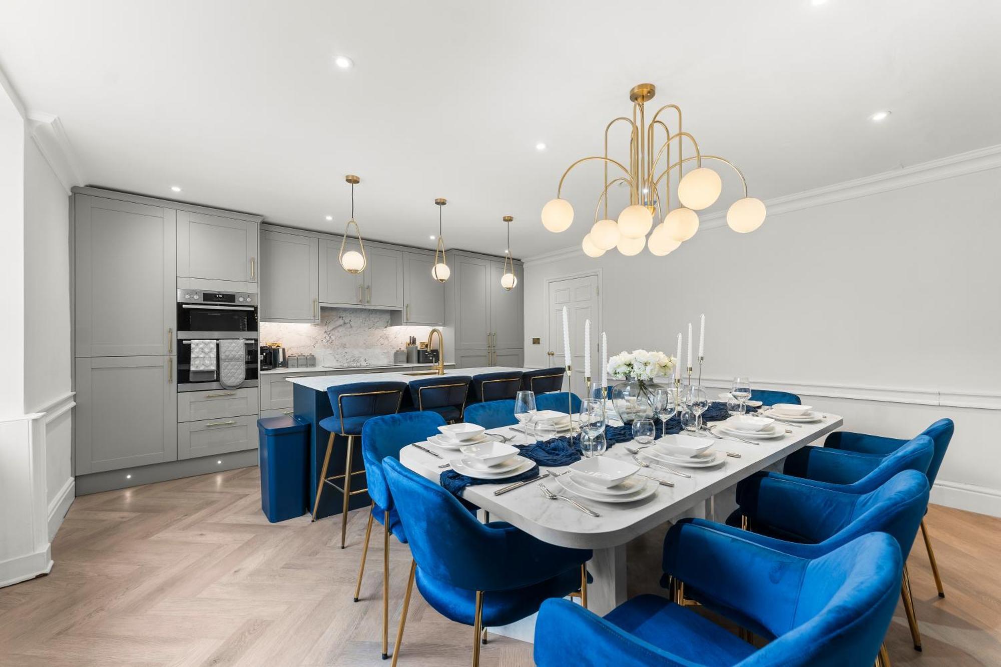 The Gatsby - Luxury 4 Bedroom Abode In * Bath