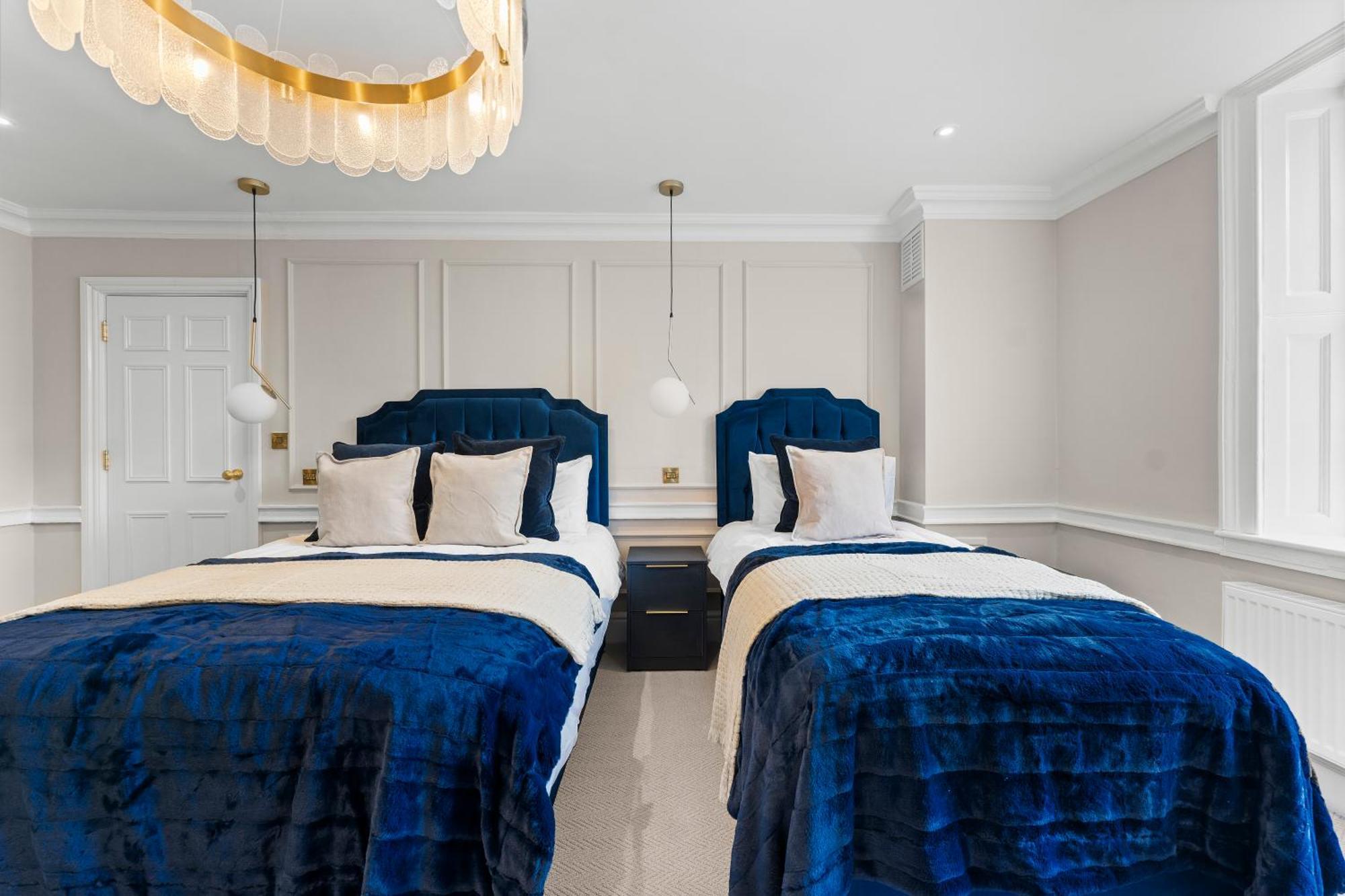 The Gatsby - Luxury 4 Bedroom Abode In *