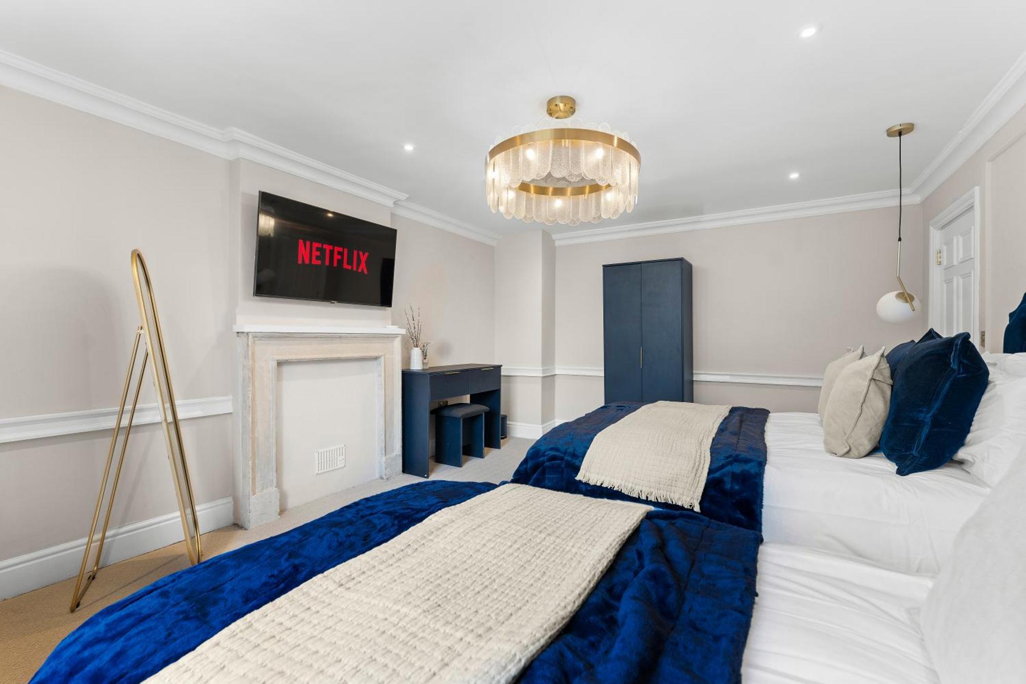Apartment The Gatsby - Luxury 4 Bedroom Abode In