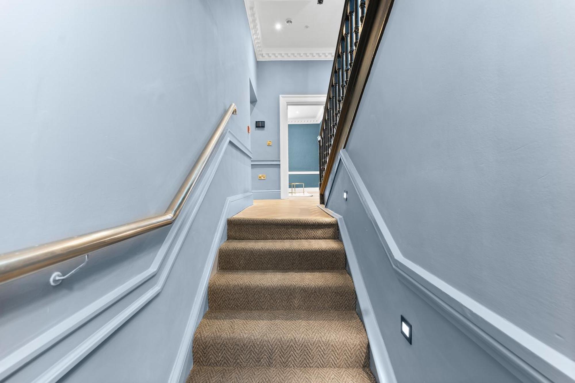 The Gatsby - Luxury 4 Bedroom Abode In Apartment