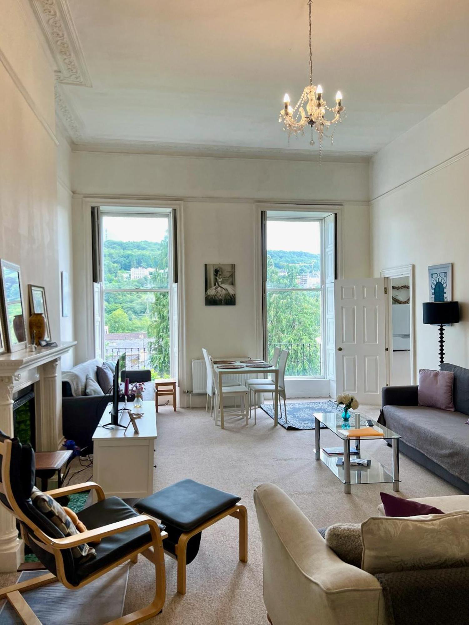Apartment Grosvenor In - Great For Families, Groups, Couples, 80 Sq M, Parking Bath