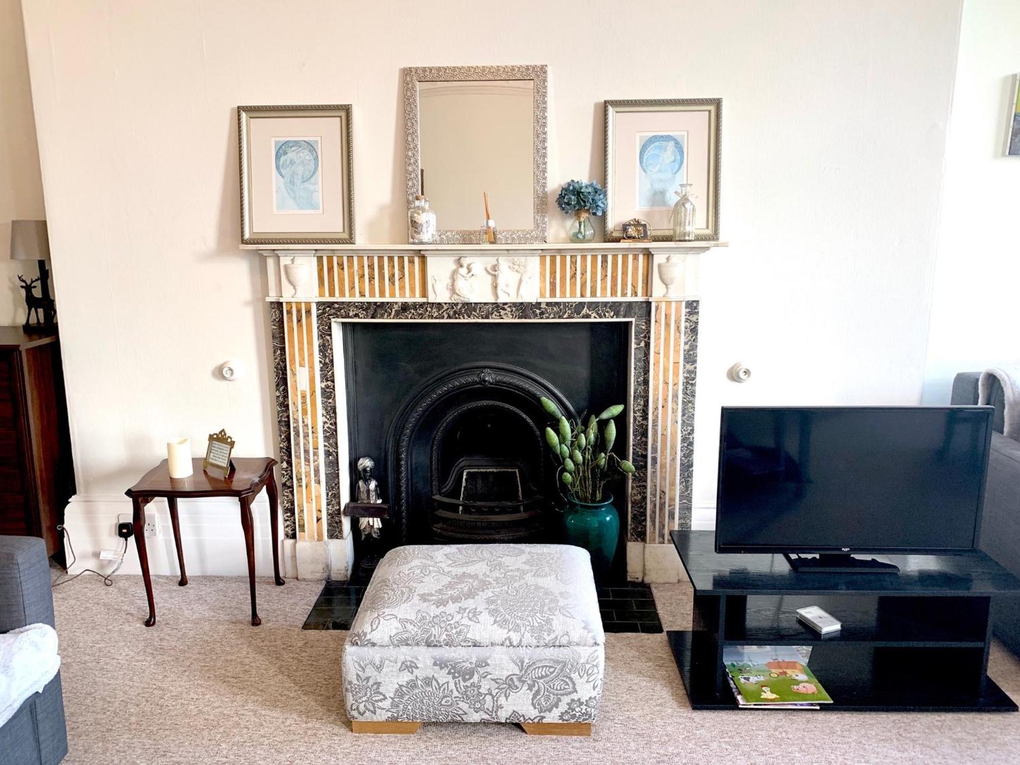Grosvenor In - Great For Families, Groups, Couples, 80 Sq M, Parking Apartment Bath