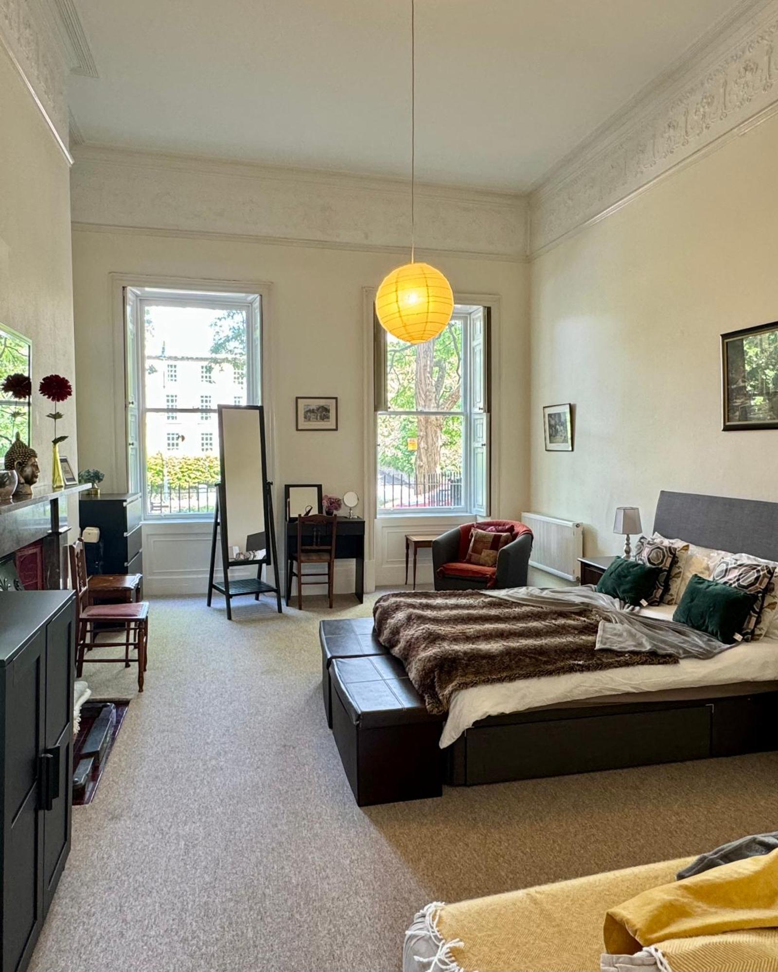 Grosvenor In - Great For Families, Groups, Couples, 80 Sq M, Parking *