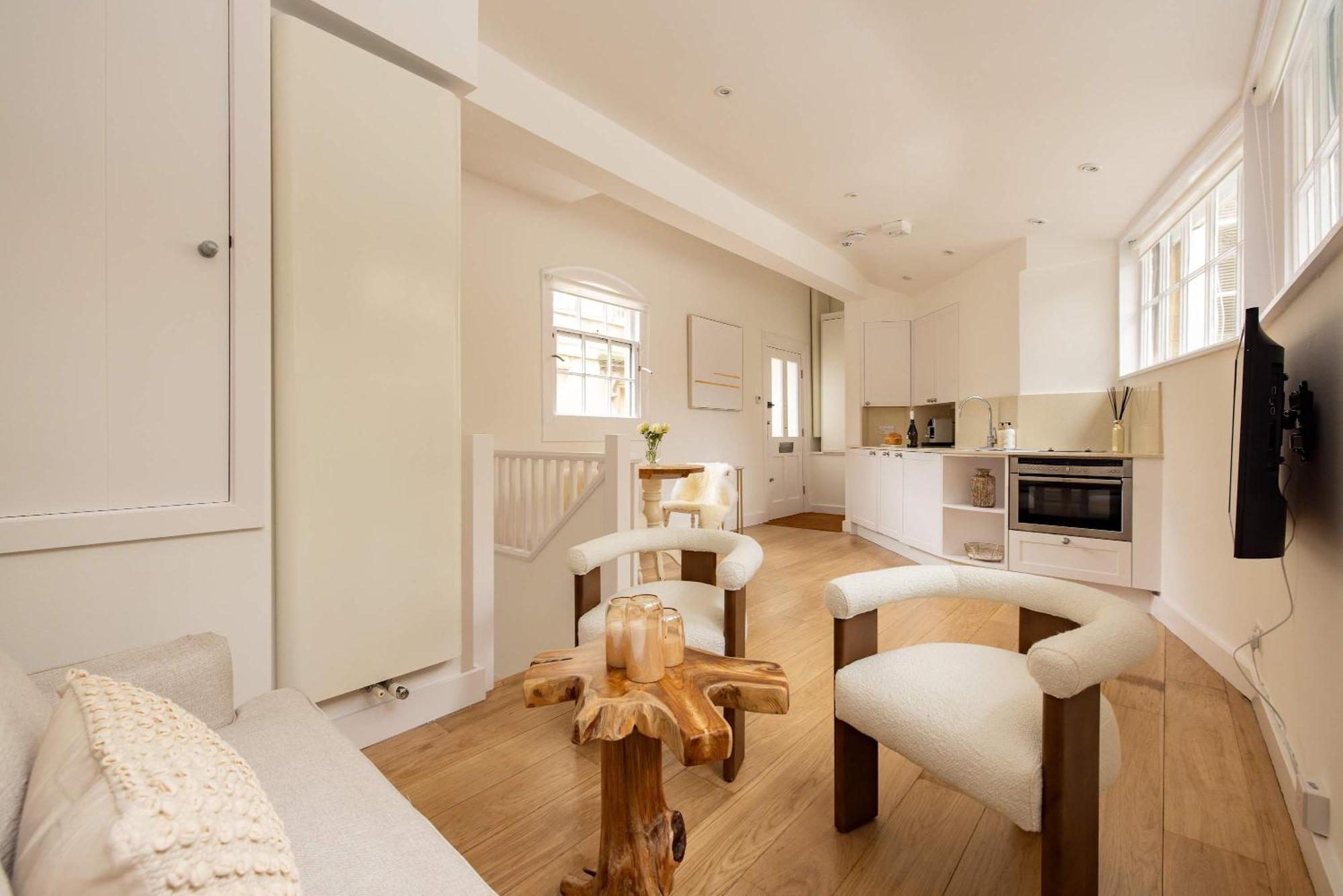 Charming One-bedroom Retreat In Historic * Bath