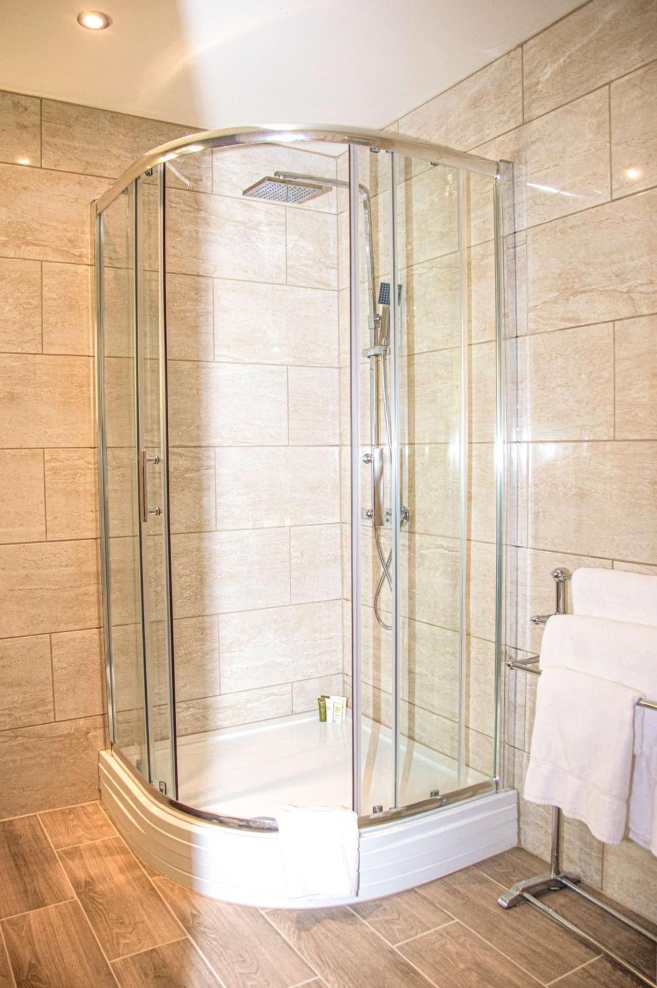 Stunning 2 Bedroom In Converted Chapel * Bath