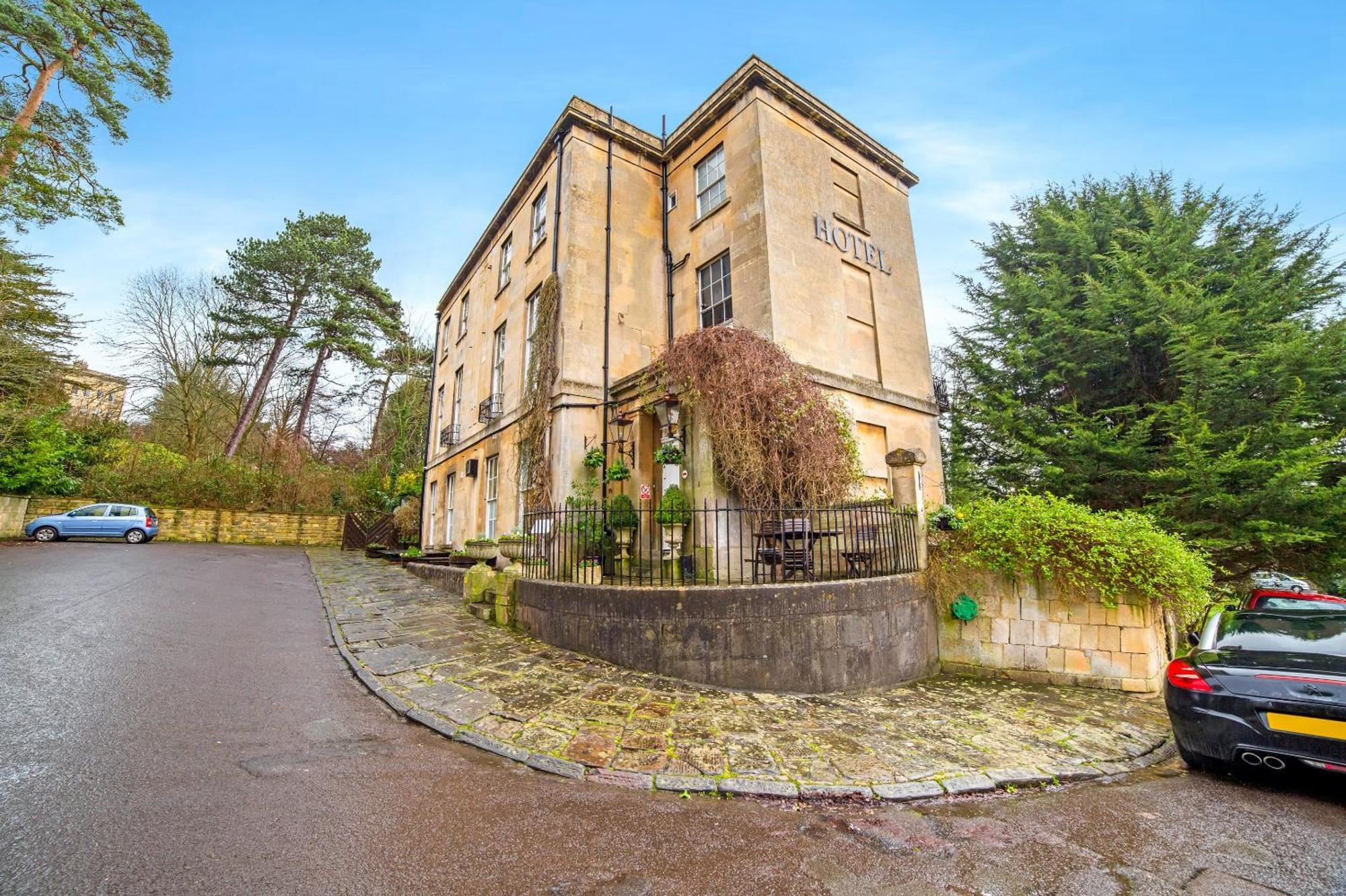 Hotel Oyo Bailbrook Lodge, 4*